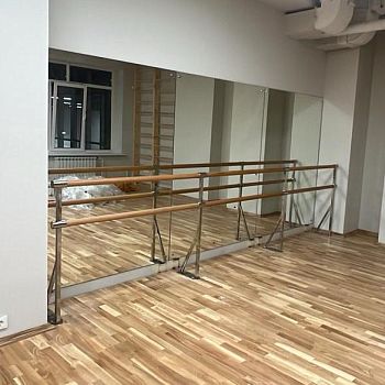 Гимназия №5, корпус №2 (зал хореографии)